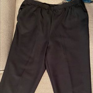 ((FINAL PRICE))💕New Listing💕Alfred Dunner Slacks